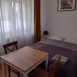Pokoje Goscinne Przy Ogrodzie Staromiejskim